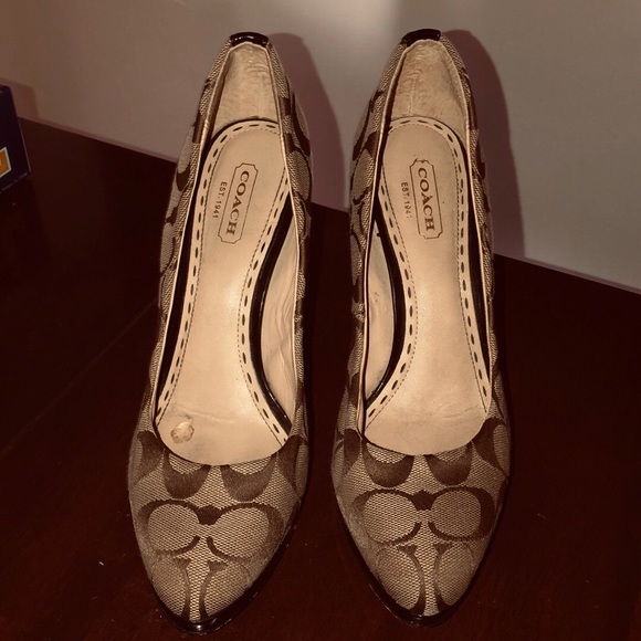 Coach Shoes - Coach signature monogram heel pump